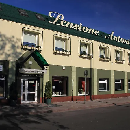 Gasthof Antonio - Klimatyzowane Pokoje, Centrum Slupska, Spokojny 3*