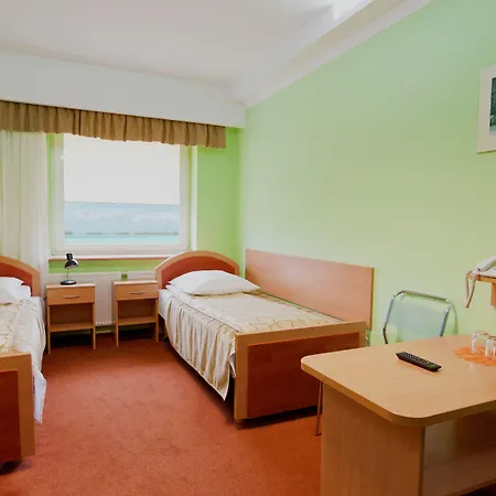 Antonio - Klimatyzowane Pokoje, Centrum Slupska, Spokojny 3*
