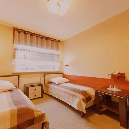 Antonio - Spokojny Hotel, Centrum Slupska 3*