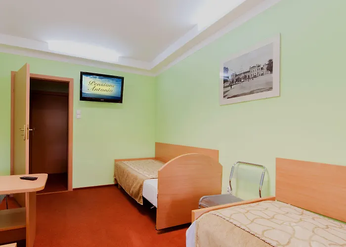 Antonio - Spokojny Hotel, Centrum Słupska Pensjonat 3*